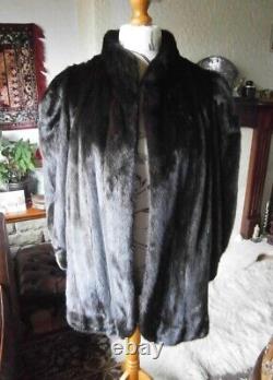 Amazing vtg BLACKGLAMA FEMALE mink fur jacket HUGE sleeves, ROUNDED edges, MINT