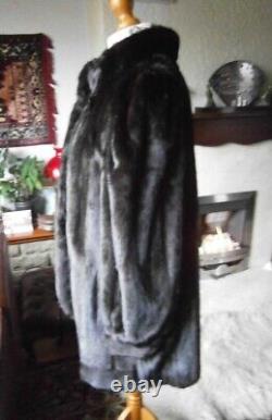 Amazing vtg BLACKGLAMA FEMALE mink fur jacket HUGE sleeves, ROUNDED edges, MINT