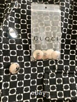 Gucci female tailored blazer in IT 40/ UK 8