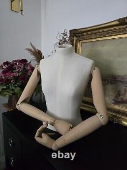 Buste de mannequin de couturière féminine vintage avec bras/mains articulés en bois pour affichage de TOAST