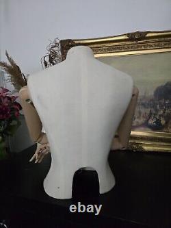 Buste de mannequin de couturière féminine vintage avec bras/mains articulés en bois pour affichage de TOAST