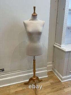 Mannequin de couturier femme de luxe Venise Crème Taille 10