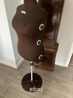 Mannequin de couturier rétro vintage grande taille