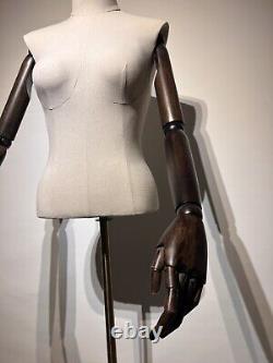 Mannequin de couturière femme buste masculin pour présentation en magasin de couturier et mode