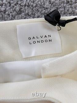 Pantalon de costume ajusté pour femmes Galvan en laine blanche cassée avec poches latérales fermeture éclair, attache et barre 2